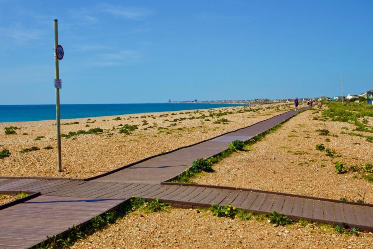 - Cozy Ensuite With Private Entrance On Beautiful - Close To Brighton Airport And Panattoni Park Apartment Shoreham-by-Sea
